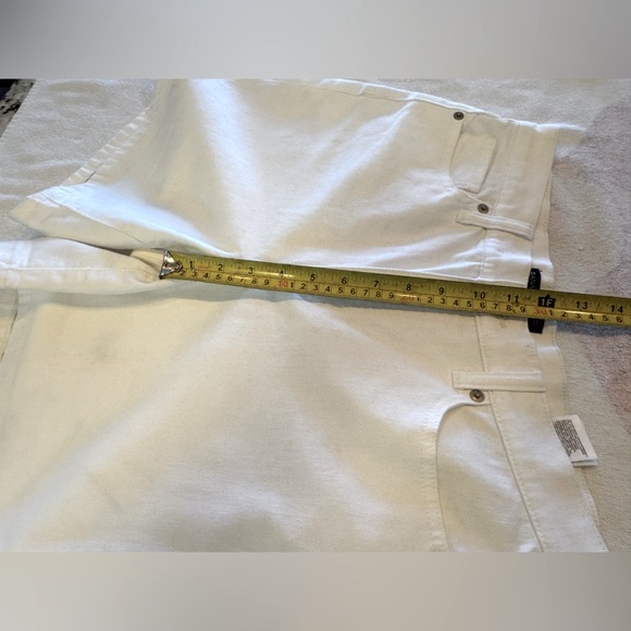 Banana Republic White High Waist Shorts - Picture 4 of 8